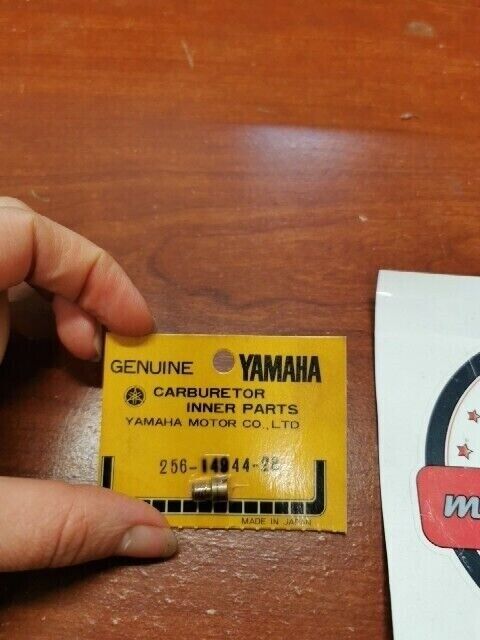 NOS Yamaha 1980 SR250 MAIN JET #140 256-14944-28-00 SUB 3G2-14231-28-00 Y123
