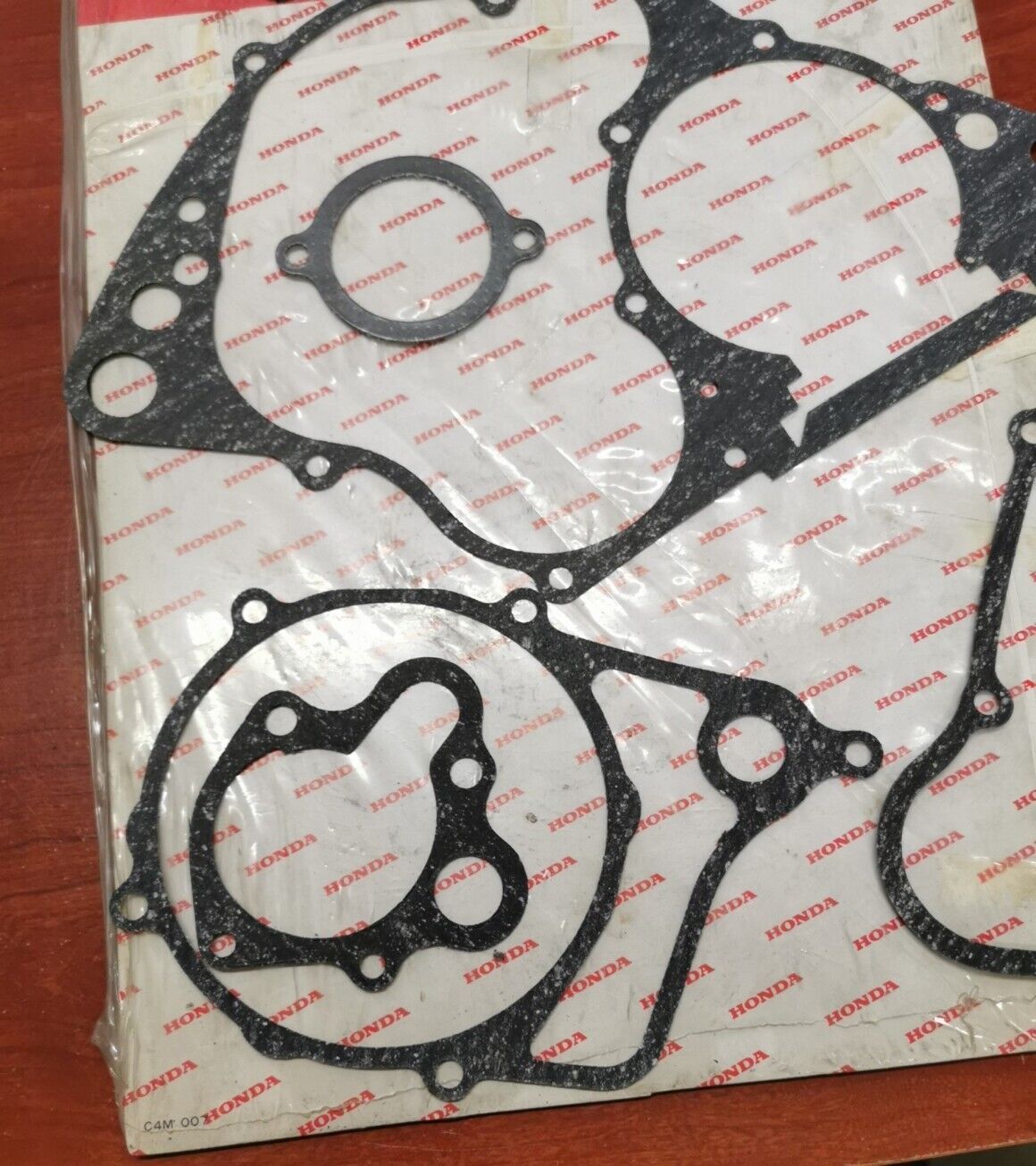 NOS Honda 1981 CR125R GASKET KIT INCOMPLETE 06111-KA3-305 H66