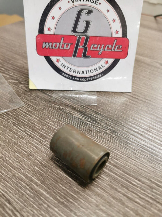 NOS YAMAHA DT100 MX100 RT100 1970 - 1976   REAR ARM BUSH 1    276-22123-00 Y57