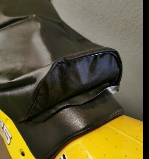 NOS YAMAHA DT125E 1978 COVER SEAT 2A6-24771-00-00 Y104