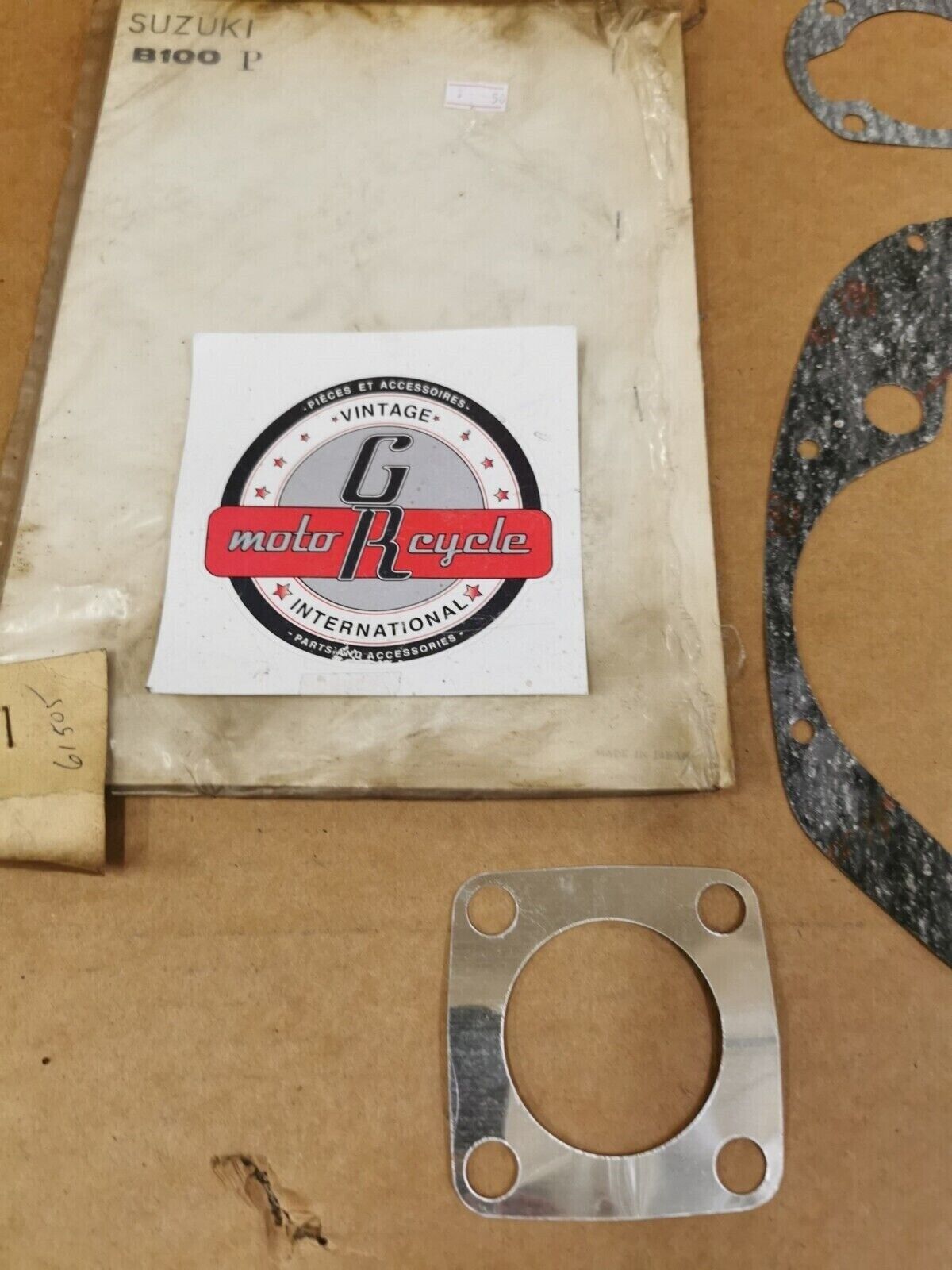 NOS SUZUKI B100 GASKET KIT INCOMPLETE SET 61505 J49
