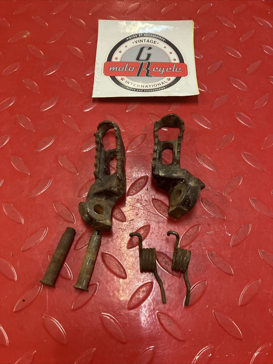 Honda CR250R 1986 Left right footpeg foot peg rest CR500R 50616-KS7-000 2
