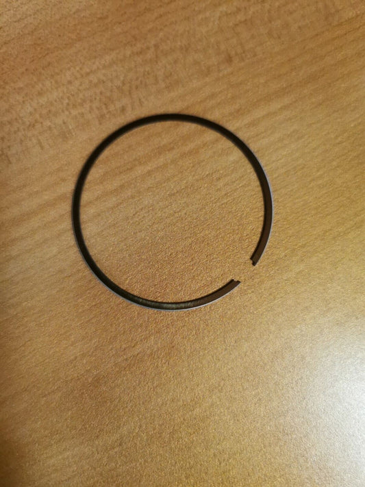 NOS YAMAHA YZ125 1982 - 1993  PISTON RING  SET SUPERCEDED BY 5X4-11611-02  Y48