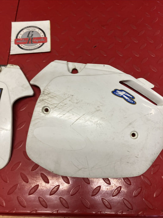 Honda CR250R 1990 1991 Side cover panel CR125R 1991 1992 CR500R 91 - 2001