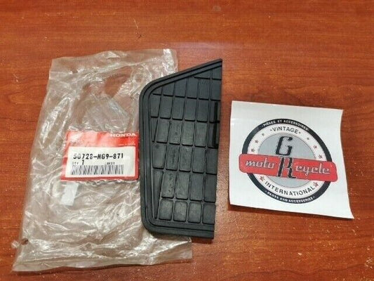 NOS Honda 1984 - 1987 GL1200 LEFT PILLION STEP RUBBER 50728-MG9-871 H106