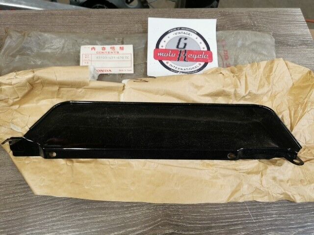 NOS HONDA GL1000 GOLDWING 1978 COVER R RADIATOR NH1 BLACK 85103-431-670ZC H87