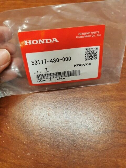 NEW NOS Honda CR80R CR125R CR250R CR500 HANDLEBAR LEVER COVER 53177-430-000 H103