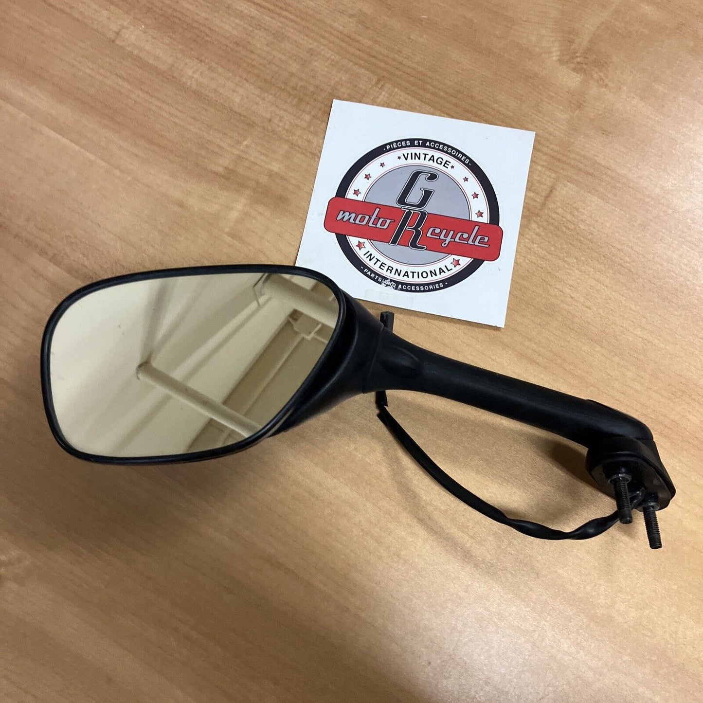 NOS ? SUZUKI GSXR600  600K7  LEFT MIRROR  56600-41G11  S6