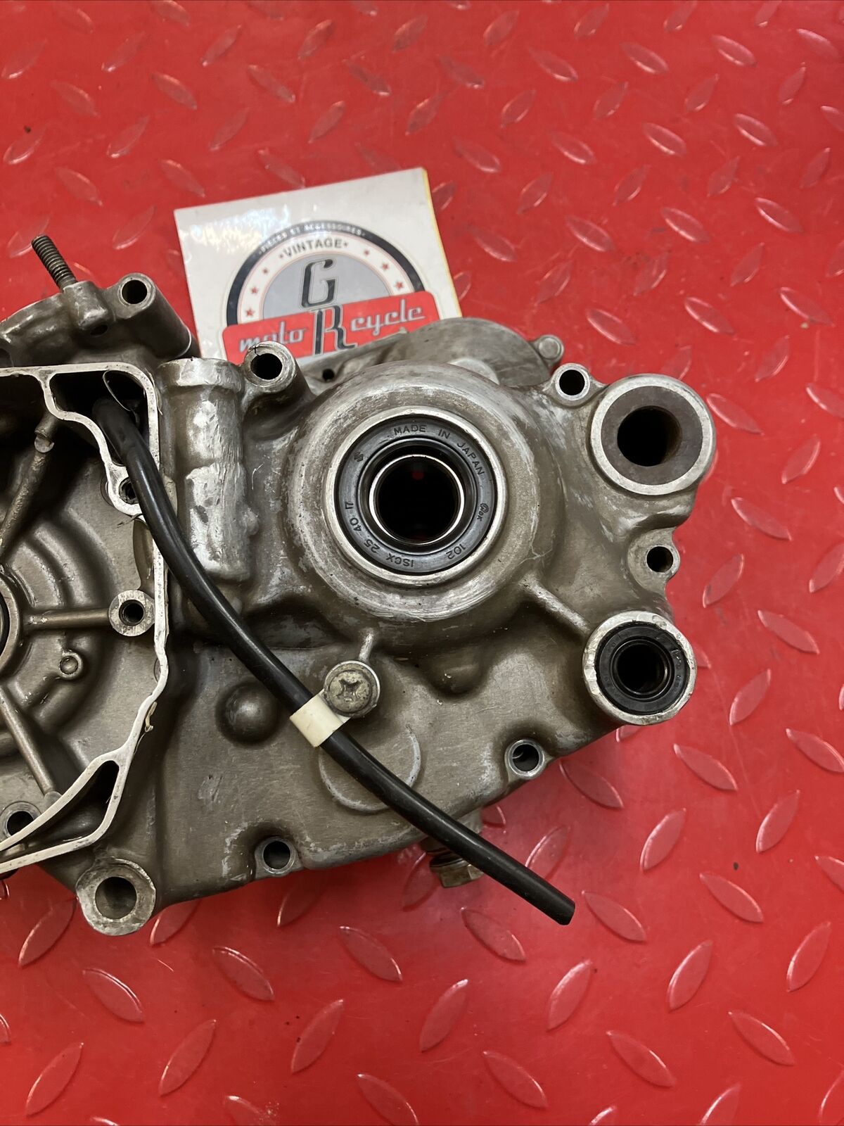 Suzuki RM125 1985 crankcase crank case set