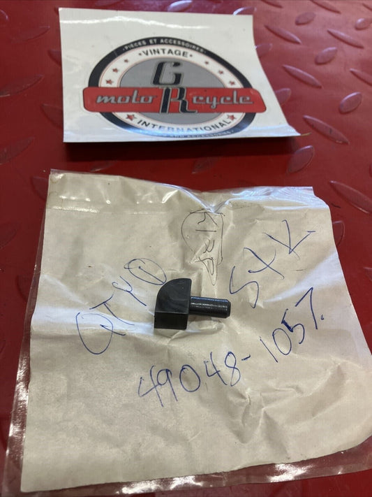 NOS KAWASAKI SHOE 49048-1057 K12