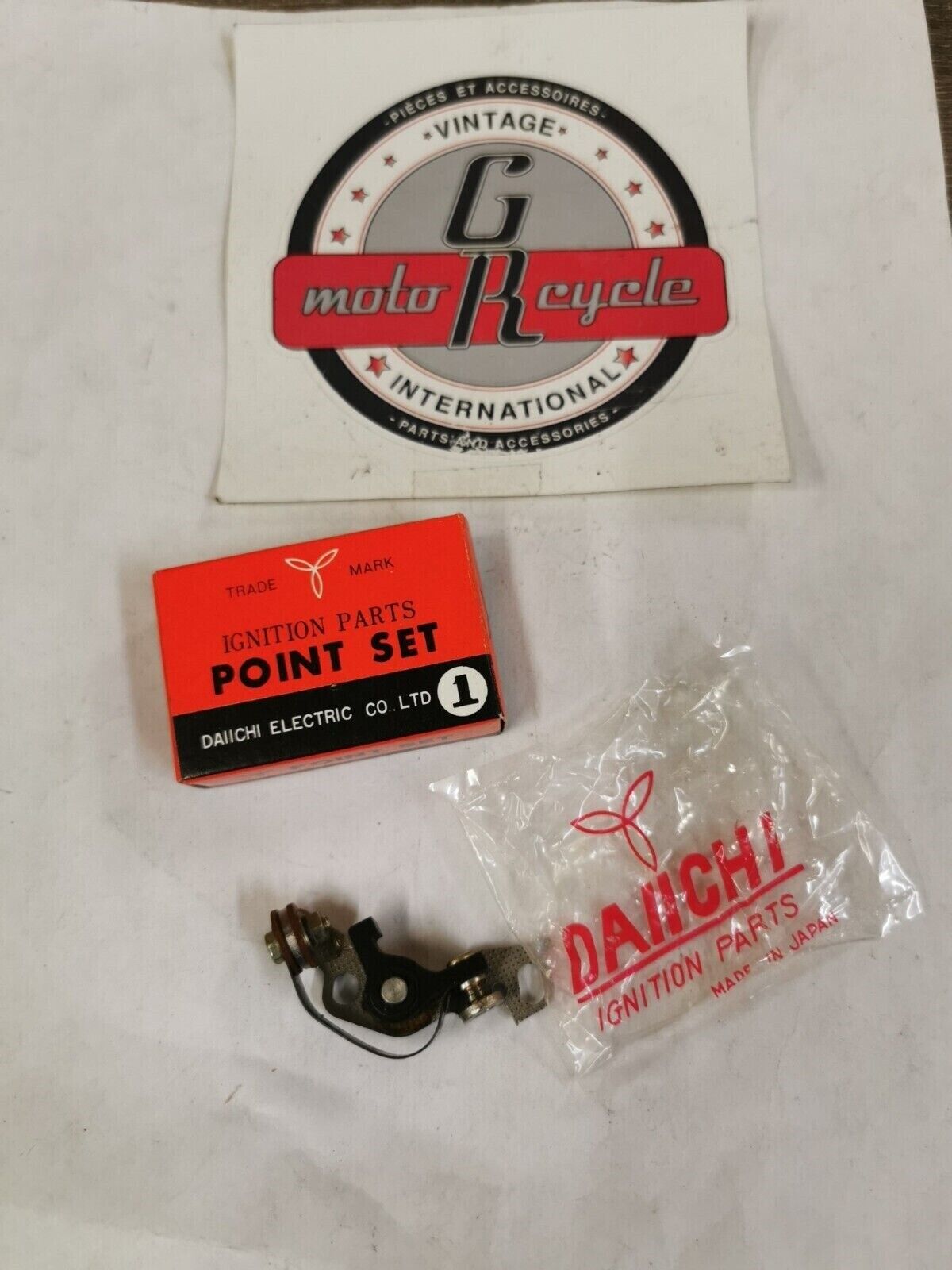 NOS DAIICHI HONDA L350 CB350 CL360 POINTS SET DP234 J39