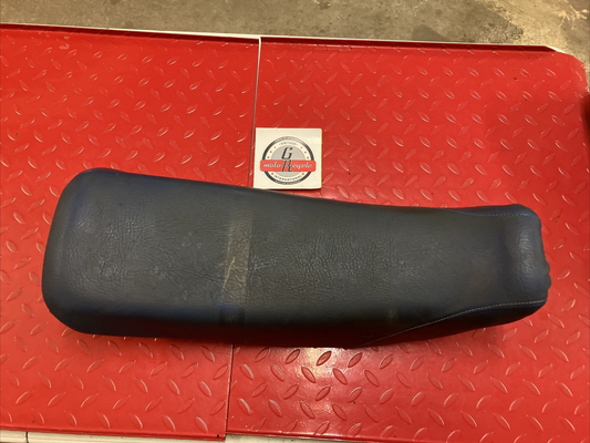 Honda CR250R 1986 seat saddle pan CR125R 2
