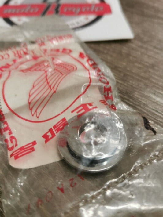 NOS HONDA  VT500C GRIP RUBBER CAP 53171-MB1-000 H51