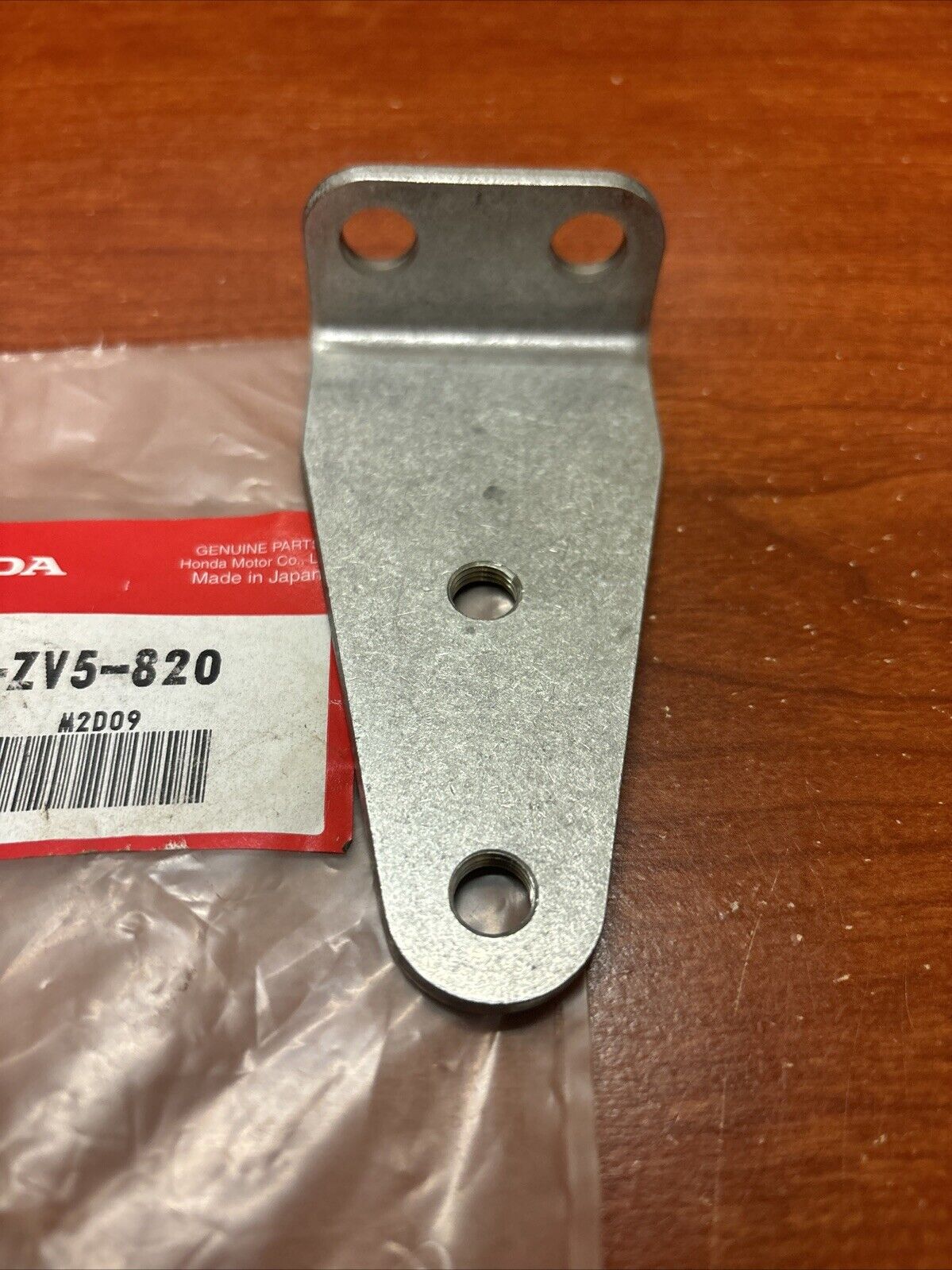 NOS Honda BF35 BF40 BF45 BF50 STEERING PLATE 17852-ZV5-820 SUB 17852-ZV5-82 H180