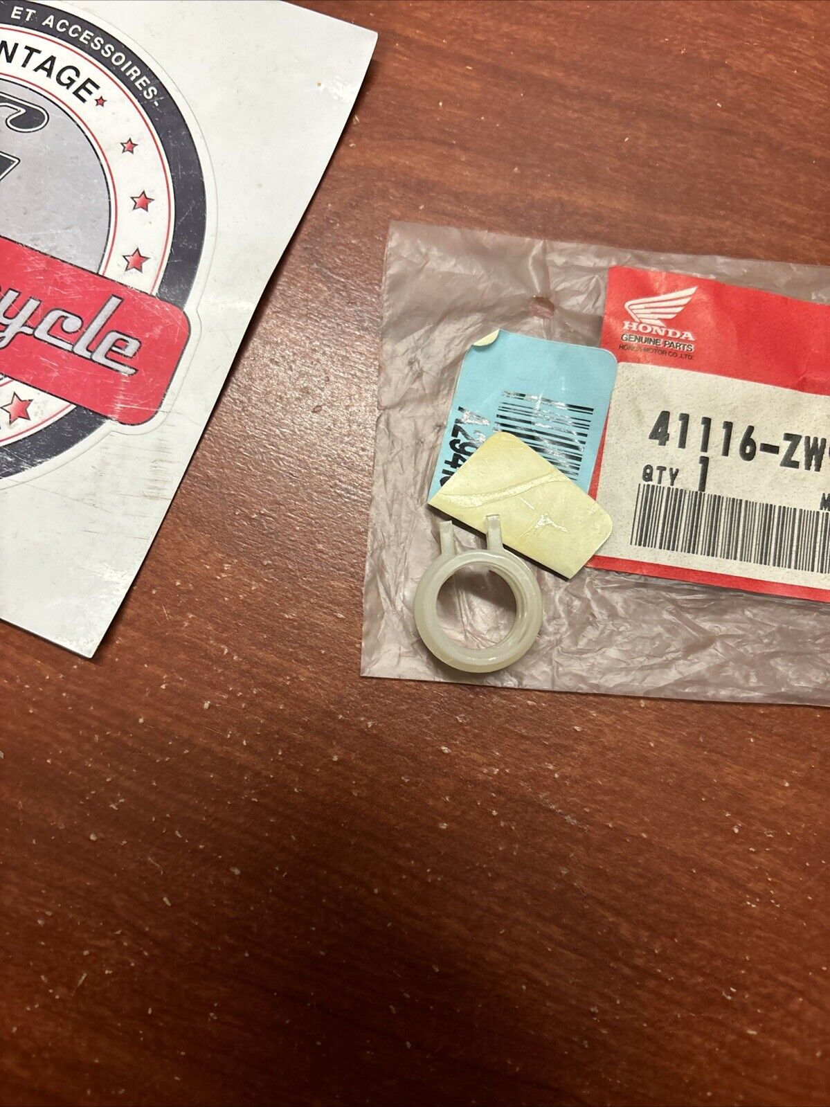 NOS Honda BF8 BF9.9 OIL SLINGER 41116-ZW9-000 H185