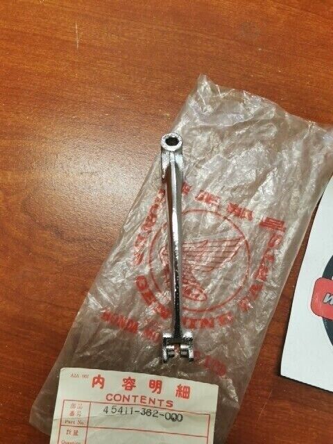 NOS Honda XL175 K0 K1 FRONT BRAKE ARM 45411-362-000 H84