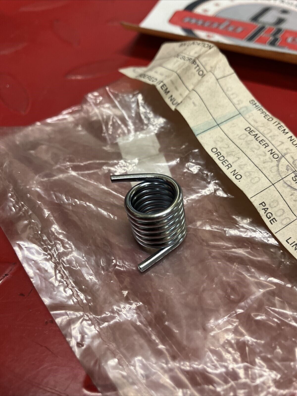 NOS YAMAHA SHIFTER SPRING TORSION 90508-20415-00 Y64