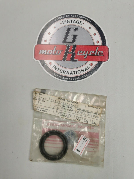 NOS Yamaha RIVA CV80 CV50 Oil Seal, S-TYPE 93101-25111-00 Y4