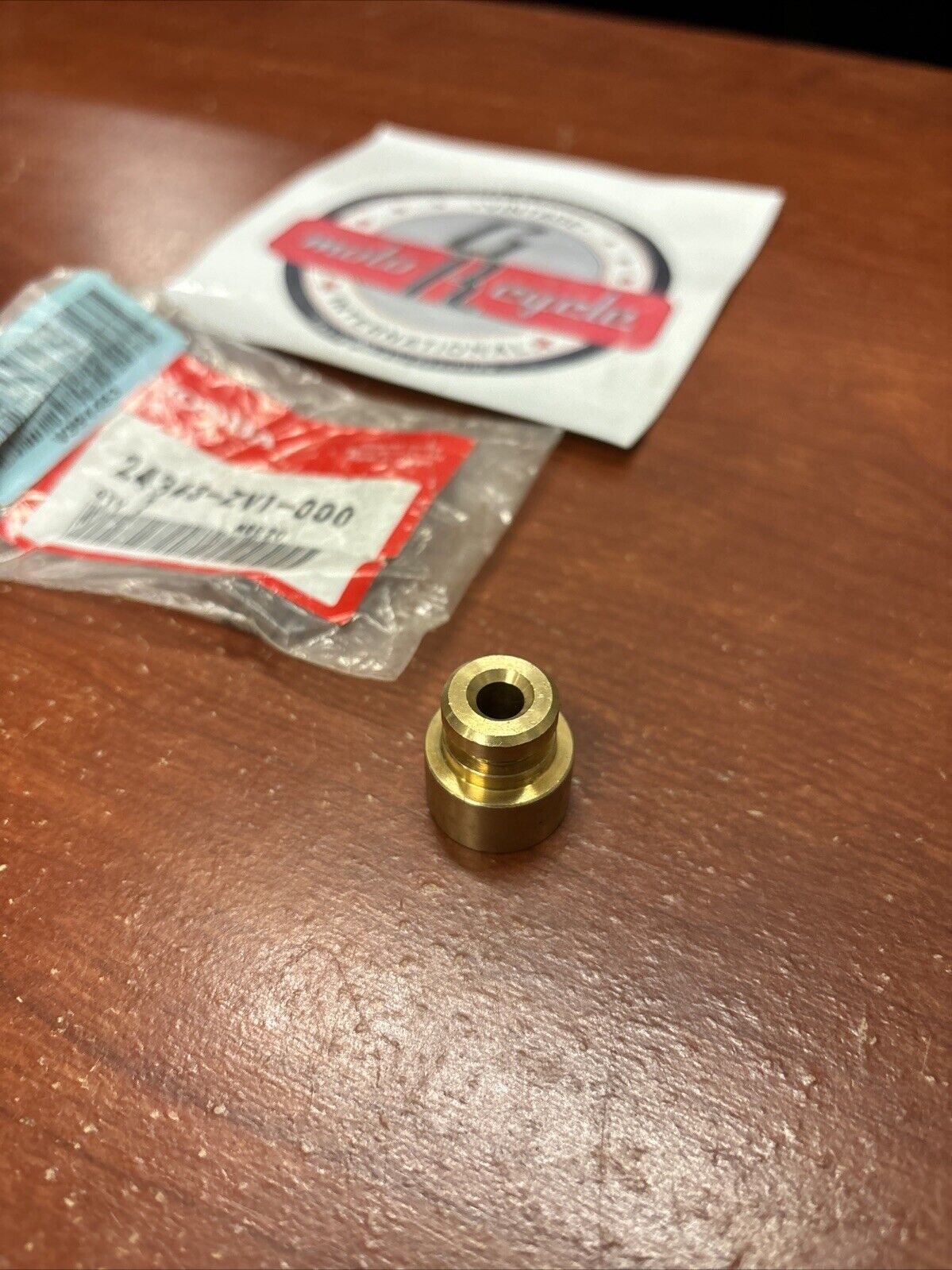 NOS Honda BF5 BF50 SEAL HOLDER 24343-ZV1-000 H183