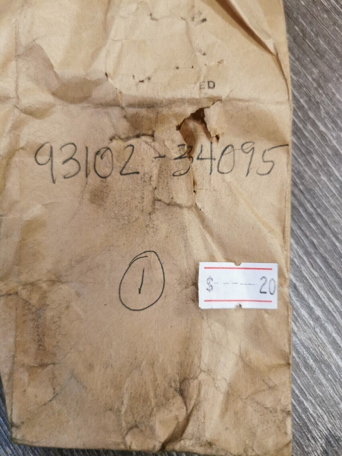 NOS YAMAHA XS650 1978 - 1980  OIL SEAL 93102-34095-00  Y57