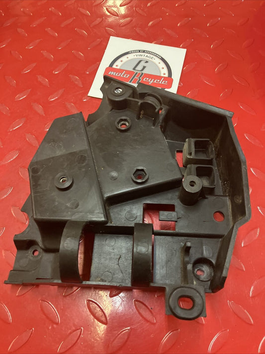 Yamaha XV500 1983 Virago 500 side cover electrical bridge holder plate mounting