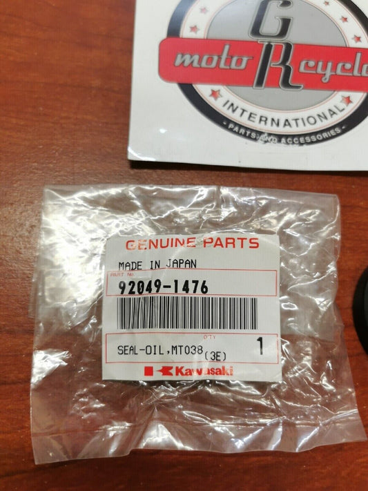 NOS Kawasaki KLF300 KLF400 KVF300 KVF400 OIL SEAL 92049-1476 K26