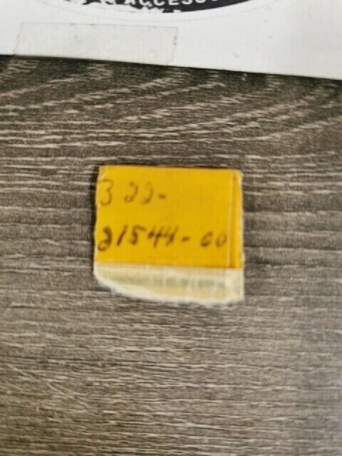 NOS Yamaha VT600B VX500XTA VX700XTB MM600PB VX600XTC COLLAR 322-21544-00-00 Y139