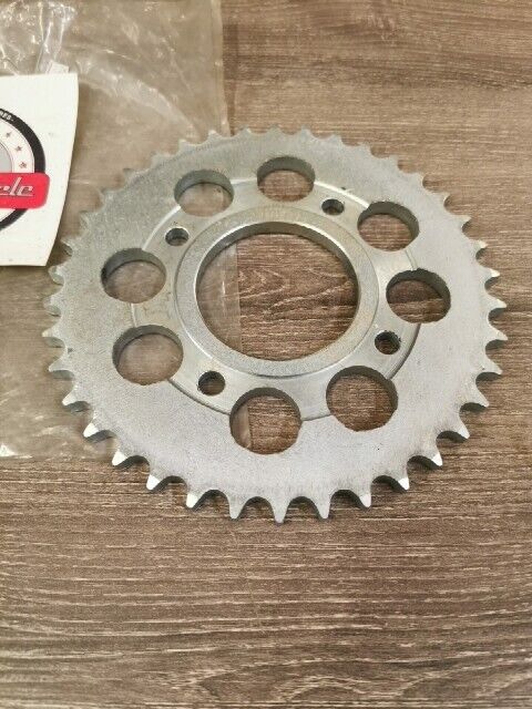 NOS SEN KUNG HONDA CB400 1977 1976 SPROCKET 38T 41200-367-010 J55