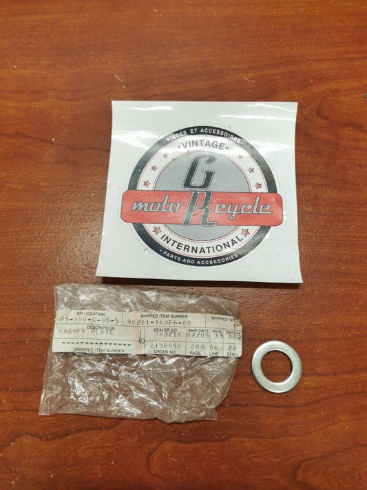 NOS YAMAHA YFM350 YZ250 WR250 YZF600 PLATE WASHER 90201-160F6-00 Y72