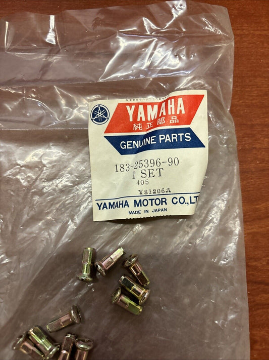 NOS Yamaha DT100 HT1 LT2 LT3 MX100 INNER SPOKE (10 QTY.) 183-25396-90-00 Y181