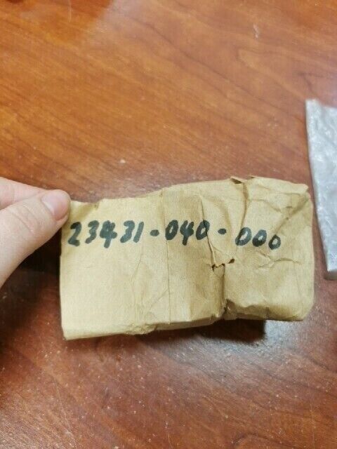 NOS Honda C65 MAIN SHAFT SECOND GEAR 23431-040-000 H80