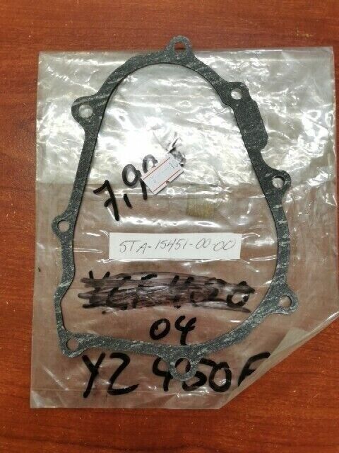 NOS Yamaha 2003 - 2005 YZ450F CRANKCASE COVER GASKET 5TA-15451-00-00 Y102