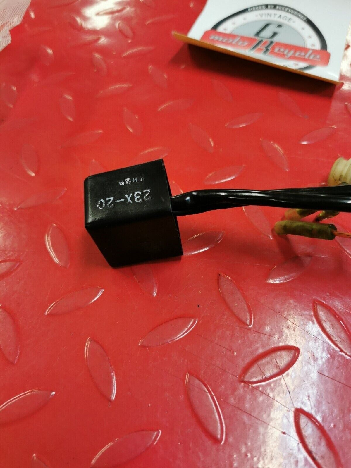 NOS Yamaha IT200 IT250 IT490 YZ490 CDI UNIT ASSEMBLY 23X-85540-20-00 Y20