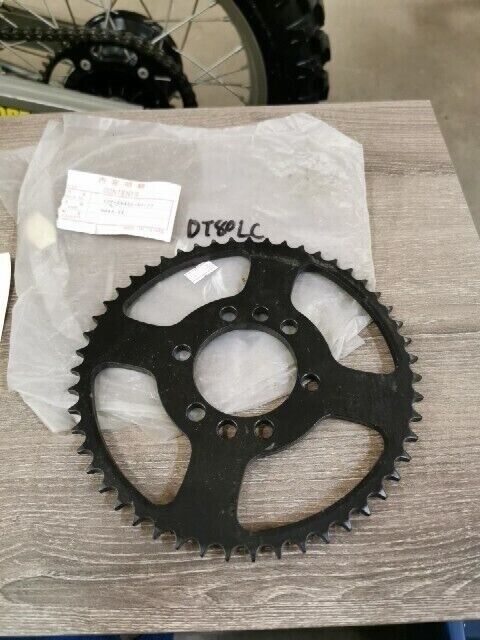 NOS YAMAHA DT80LC REAR WHEEL SPROCKET 51T 0843-51 J57