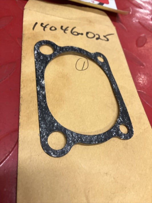 NOS KAWASAKI Z1 KZ1000 KICK COVER GASKET 14046-025 K21
