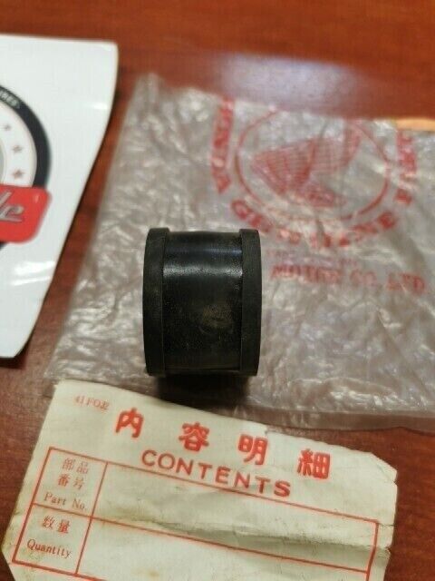 NOS Honda CB500 CB550 MUFFLER CONNECTING TUBE 18473-323-000 H69