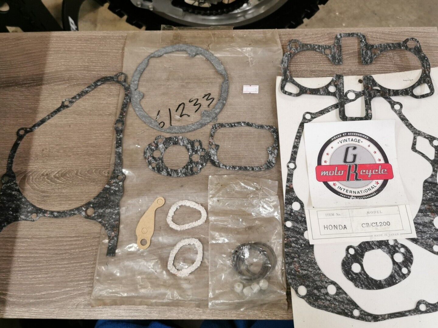 NOS HONDA  CB200 CL200 INCOMPLETE GASKET KIT J49