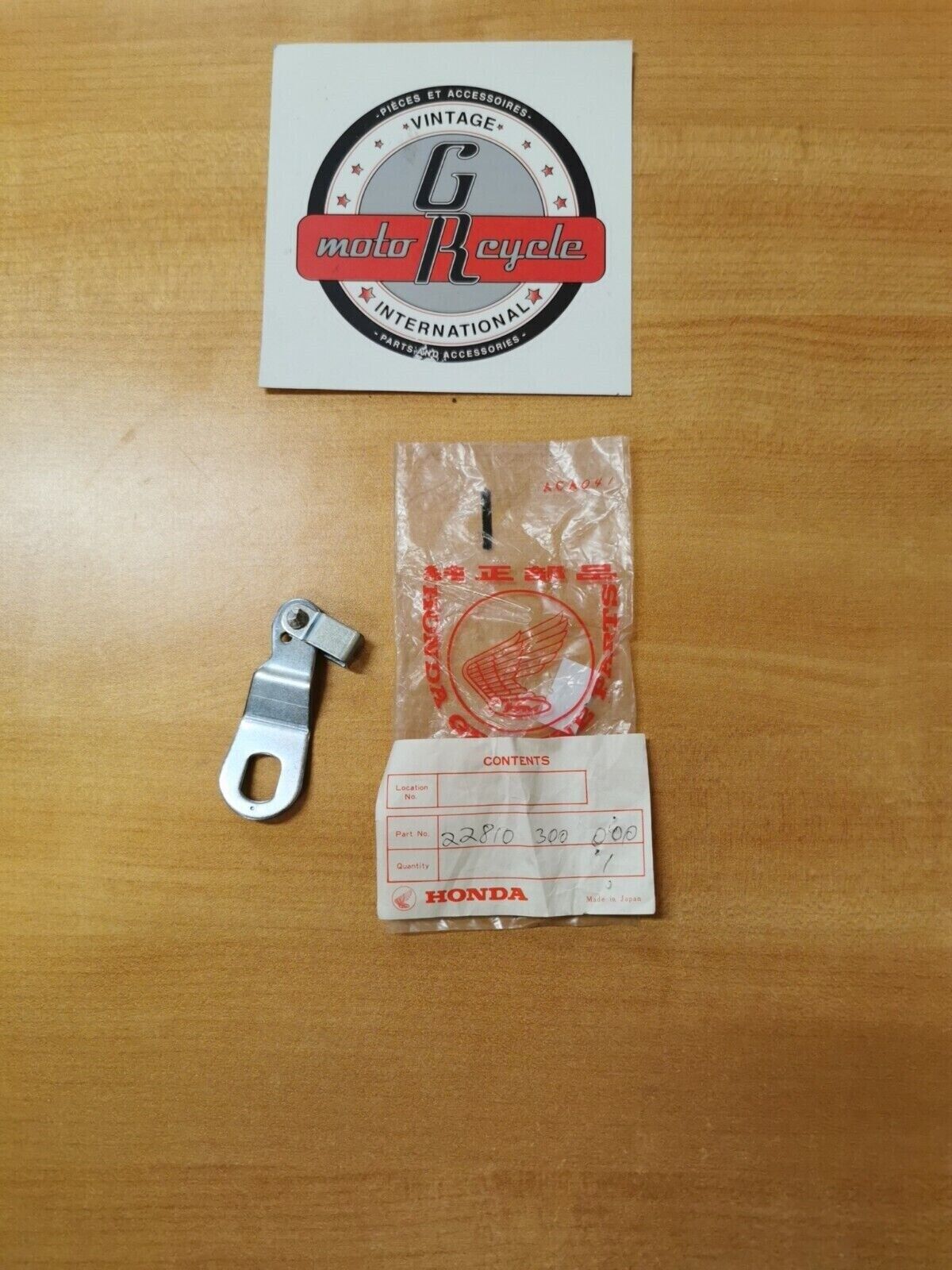 NOS HONDA CB750 LEVER CLUTCH 22810-300-000 #1 H20