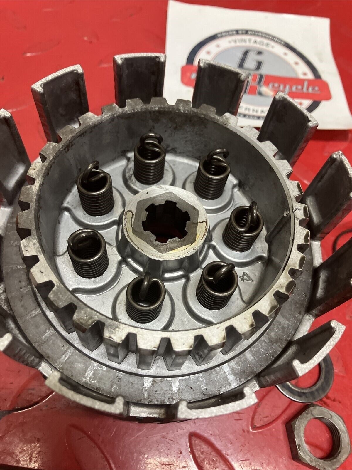 Suzuki RV125 1975 clutch basket hub pressure plate assembly