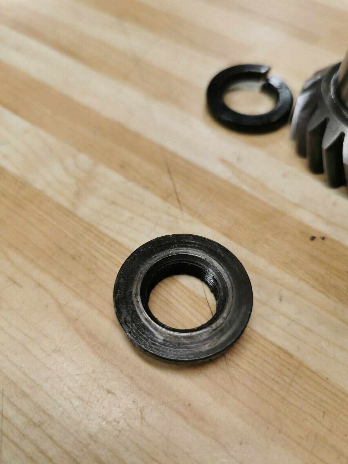 Yamaha IT250 1980 crankshaft primary drive gear nut washer YZ250 1979