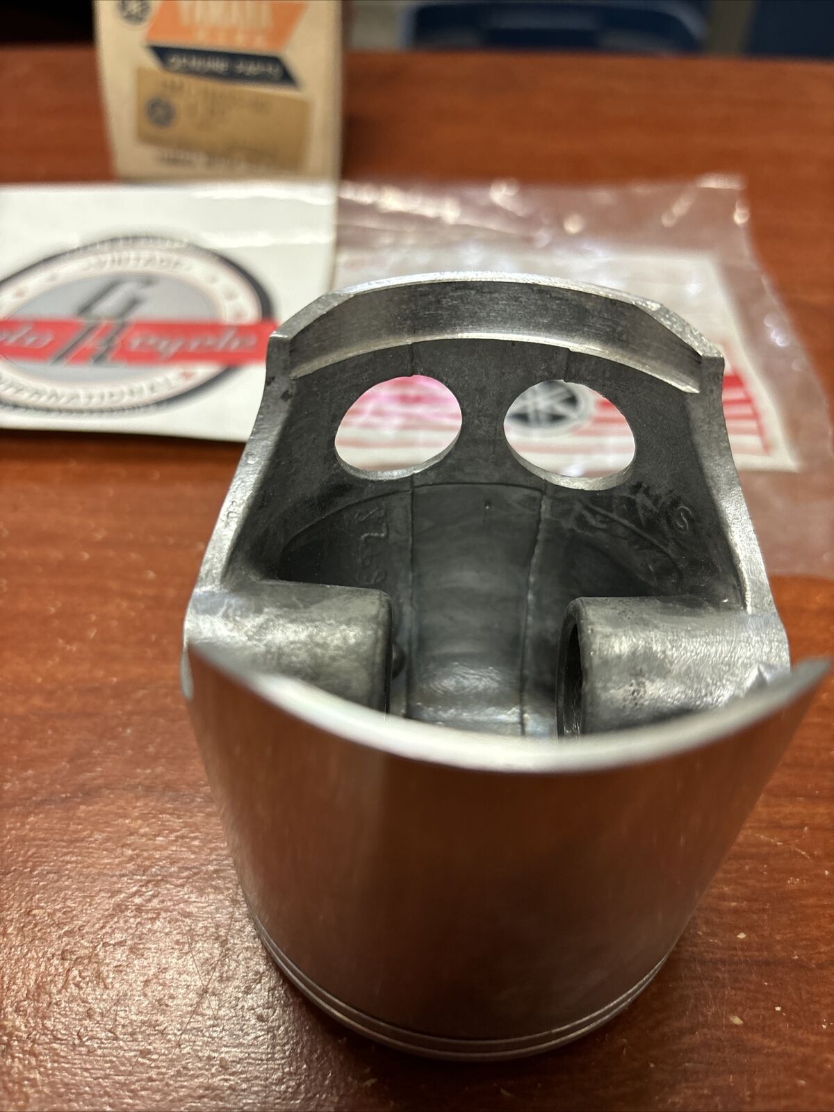 NOS Yamaha PISTON O/S 0.25 1M1-11635-00-00 SUB 1M1-11635-01-00 1M1-11630-11 Y176