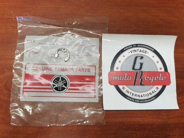 NOS Yamaha SR500 XT500 CIRCLIP 93430-12009-00 SUB 99001-12600-00 Y136