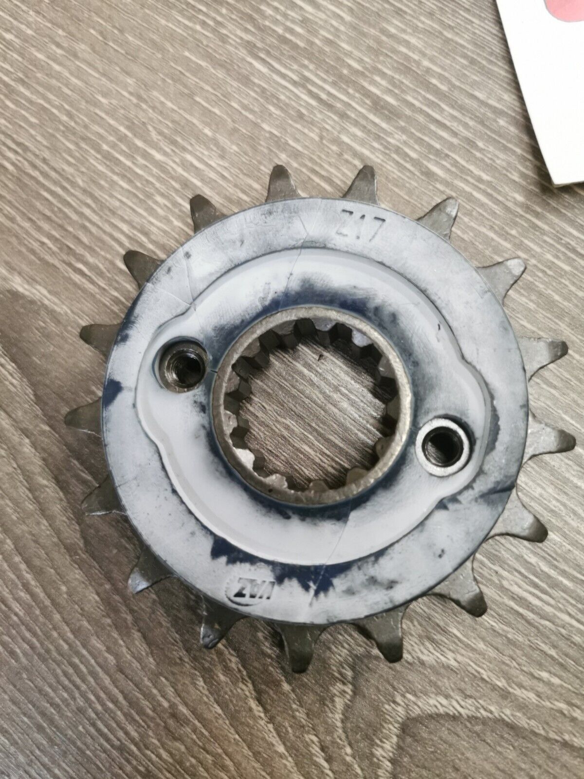 NOS VAZ HONDA VF1000R 1985 1986 SPROCKET  DRIVE 17T HB10.517N  J19