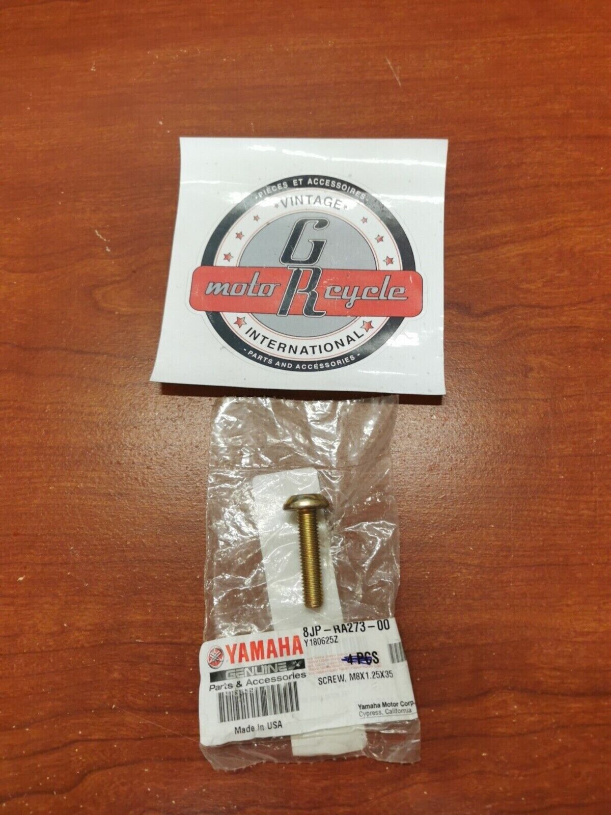 NOS Yamaha SCREW 8JP-RA273-00-00 Y81