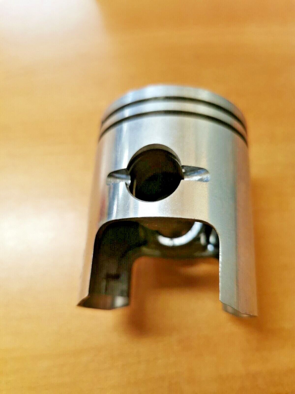 NOS KAWASAKI  125 B1  B1T  B1L  B1TL  PISTON STD  13001-008  K6