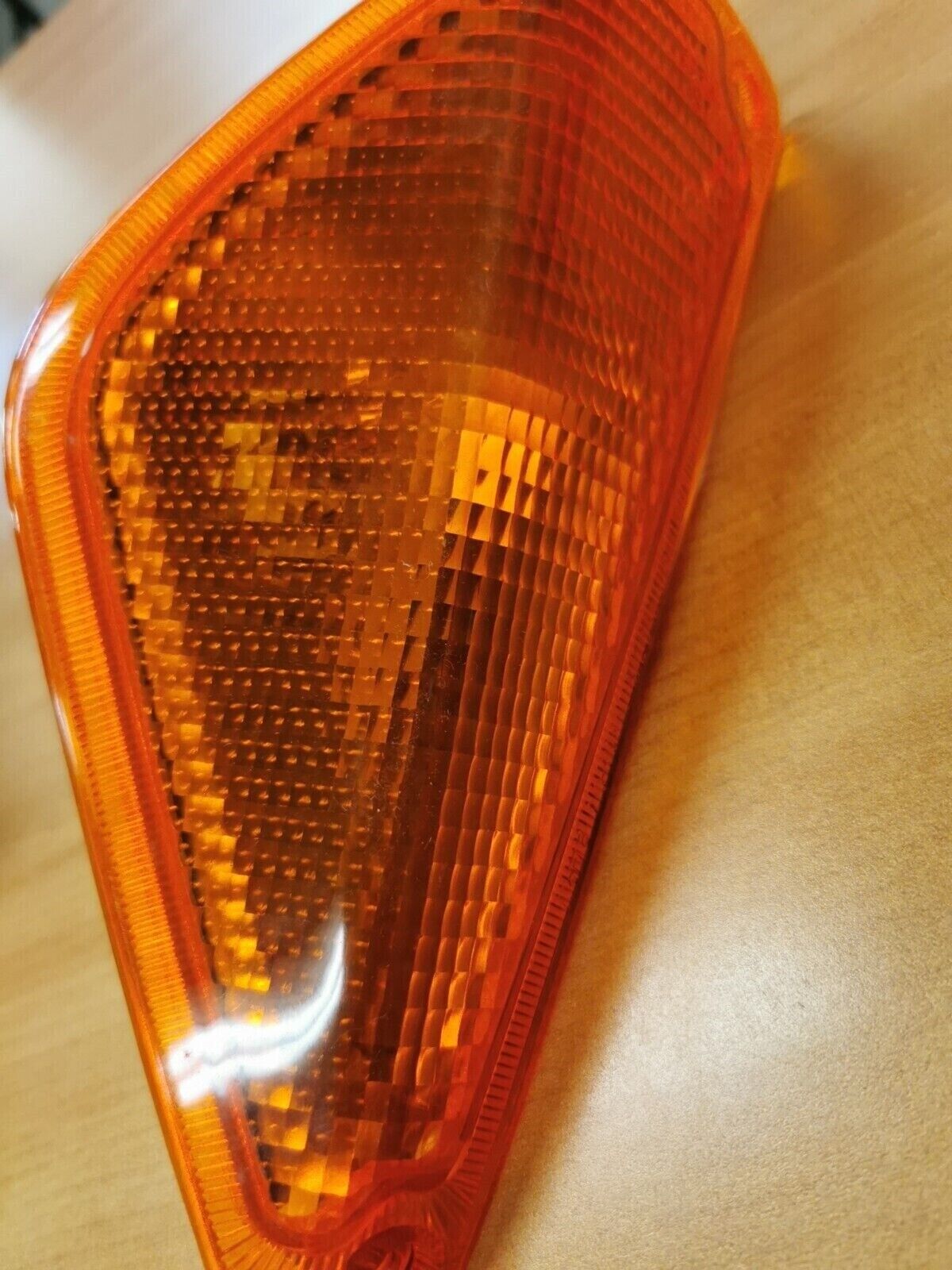 NOS YAMAHA XVZ1200 XVZ1300  FRONT FLASHER LIGHT ASSY 1  26H-83310-70-00  Y43