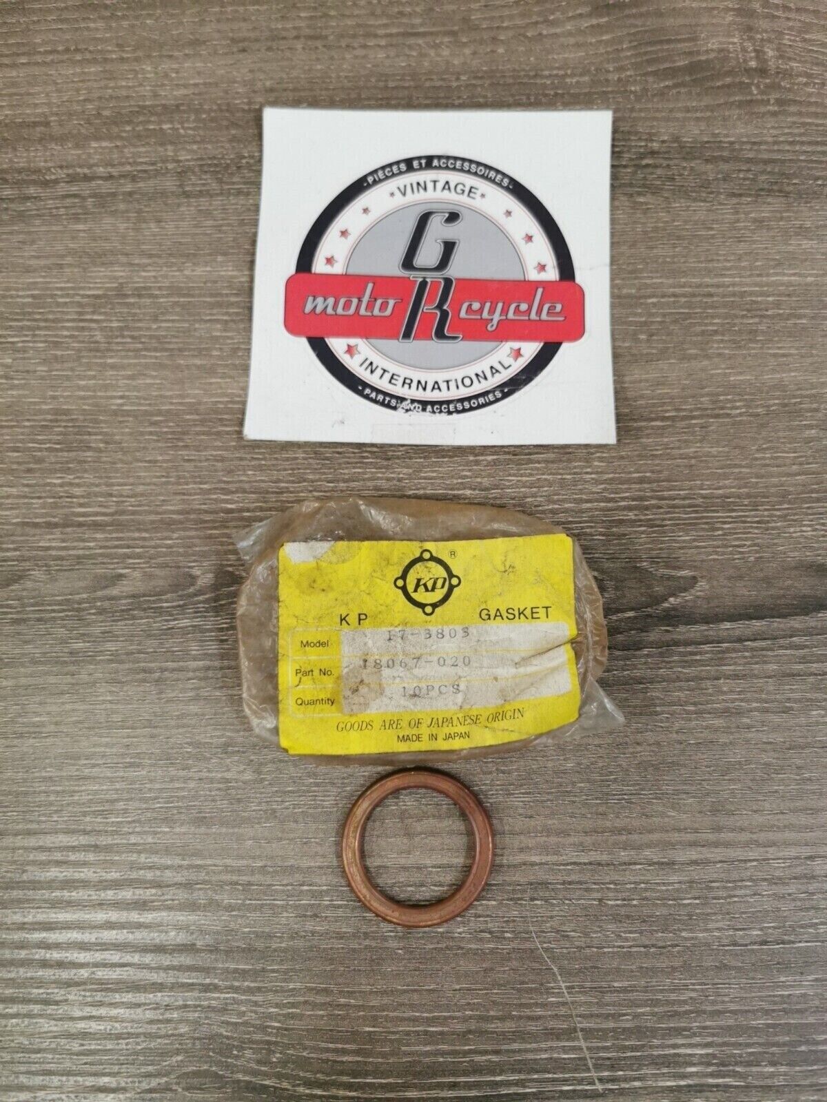 NOS KP Kawasaki KZ400A KZ400B  KZ440A KZ440G Exhaust Gasket  17-3803 J29