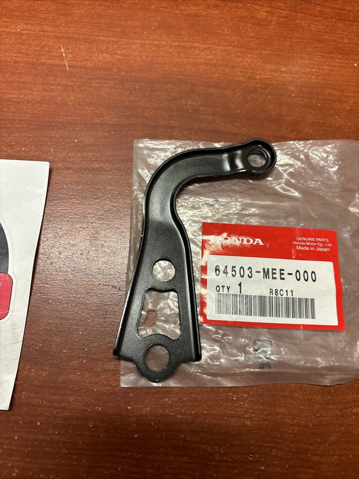 NEW NOS Honda 2003 - 2006 CBR600RR LEFT COWL UPPER STAY B 64503-MEE-000 H171