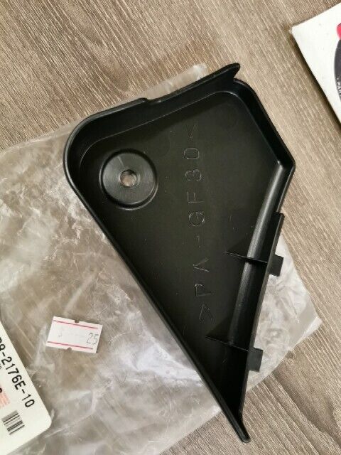 NEW NOS YAMAHA XVS1300A 2011 - 2016 XVS1300CU 2014 PLATE 3D8-2176E-10-00 Y104