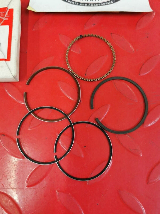 NOS HONDA XR80R 1979 - 1995  RING SET PISTON OVER SIZE  0.50  13031-176-005 H38